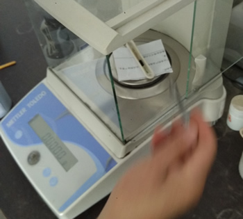 測氫儀天平稱(chēng)重