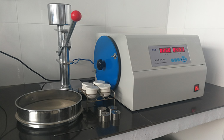 粘結指數測定儀現場(chǎng)照片