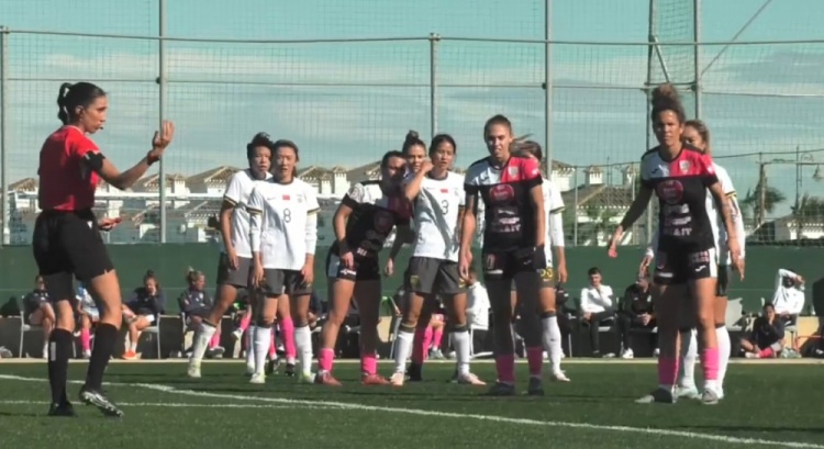  唐佳麗梅開(kāi)二度、邵子欽破門(mén)，中國女足3-2擊敗Alhama俱樂(lè )部女足