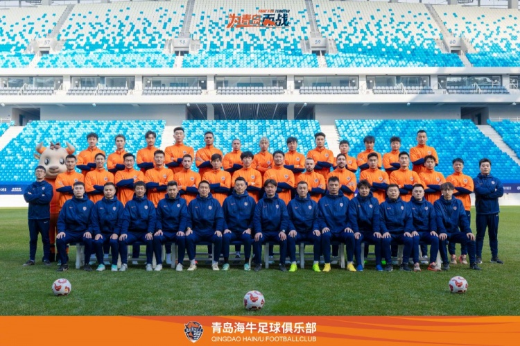  青島海牛一線(xiàn)隊名單：老將鄭龍、薩里奇坐鎮，金洋洋等新援在列