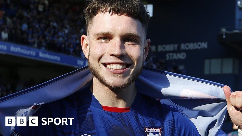  26歲伊鎮中鋒赫斯特將代表蘇格蘭出戰，曾入選英格蘭各級青年隊