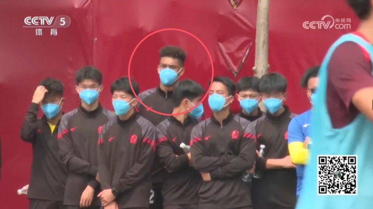  無(wú)緣U17國足名單，張洪福隨恒大足校觀(guān)摩國少隊訓練
