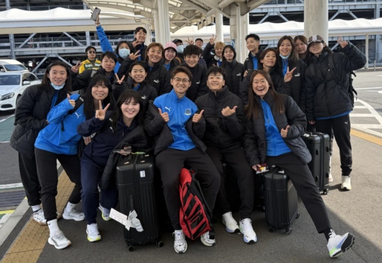  武漢女足前往日本參加女足亞冠！王霜曬照：日本，我們來(lái)了