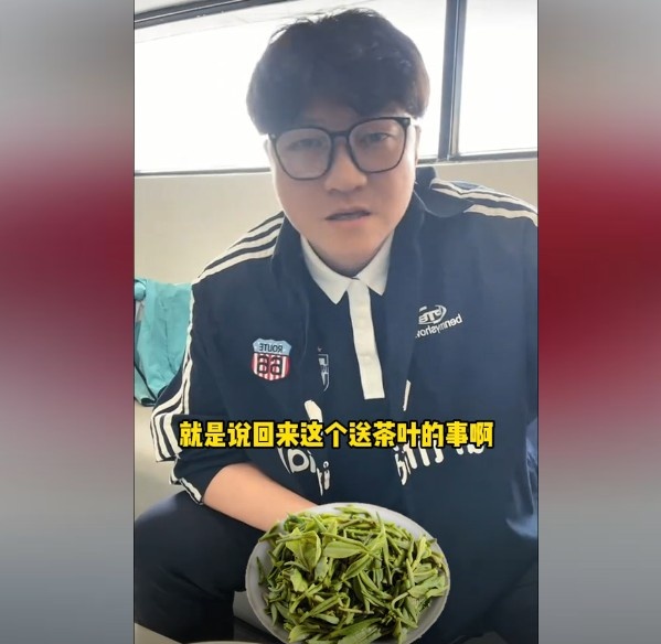  趙鵬：不太清楚賈秀全要球員買(mǎi)茶葉的段子，但這在現實(shí)中也正常