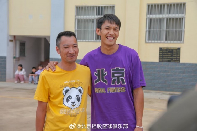  那一封信的故事還在延續 矣進(jìn)宏母校的師生們來(lái)到北京了！