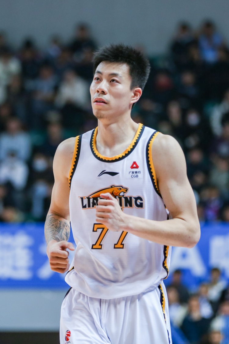  媒體人：張鎮麟、韓德君將因傷缺席今晚對陣北控的比賽