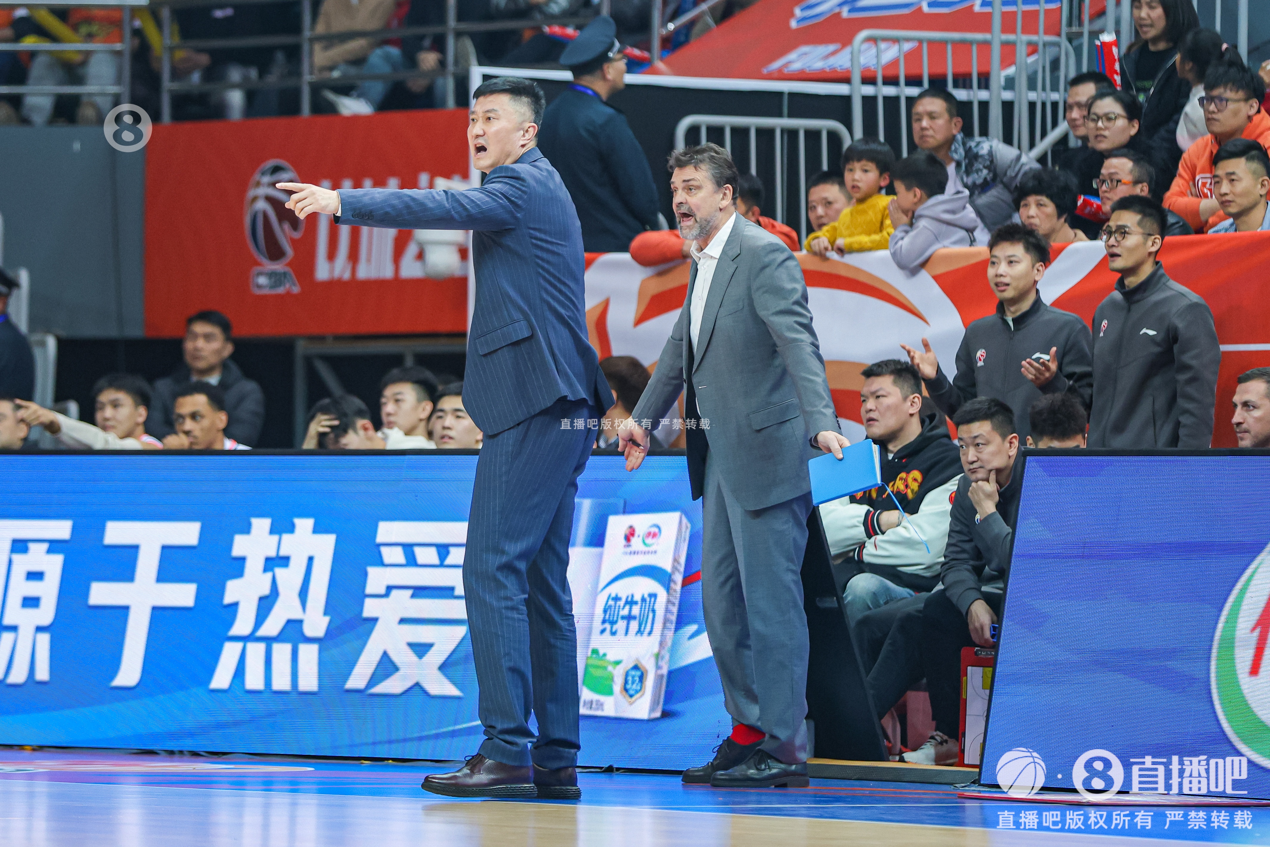  廣東大勝遼寧44分創(chuàng  )遼粵交鋒最大分差 此前紀錄是98-99賽季的32分