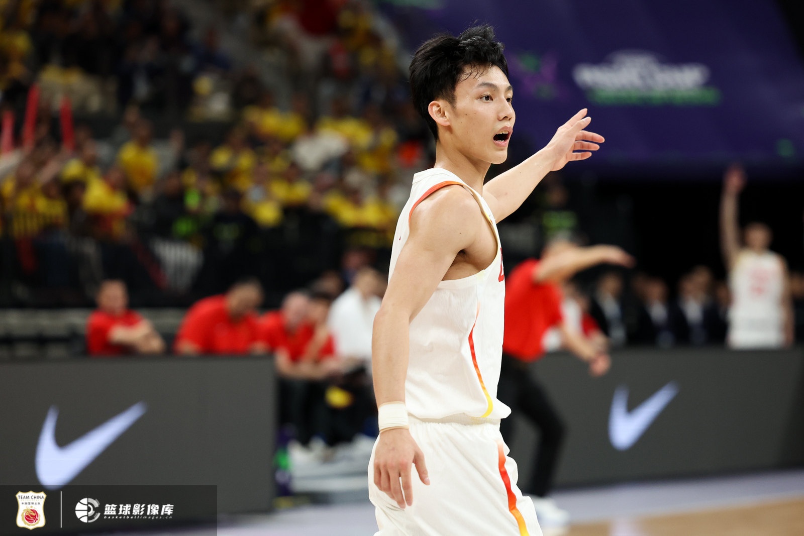  首發(fā)出戰不在狀態(tài)！徐杰全場(chǎng)3中0沒(méi)得分 拿到3板1助2斷另2失誤